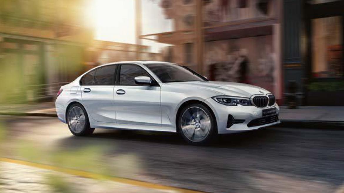 THE ALL-NEW BMW 320d xDrive.